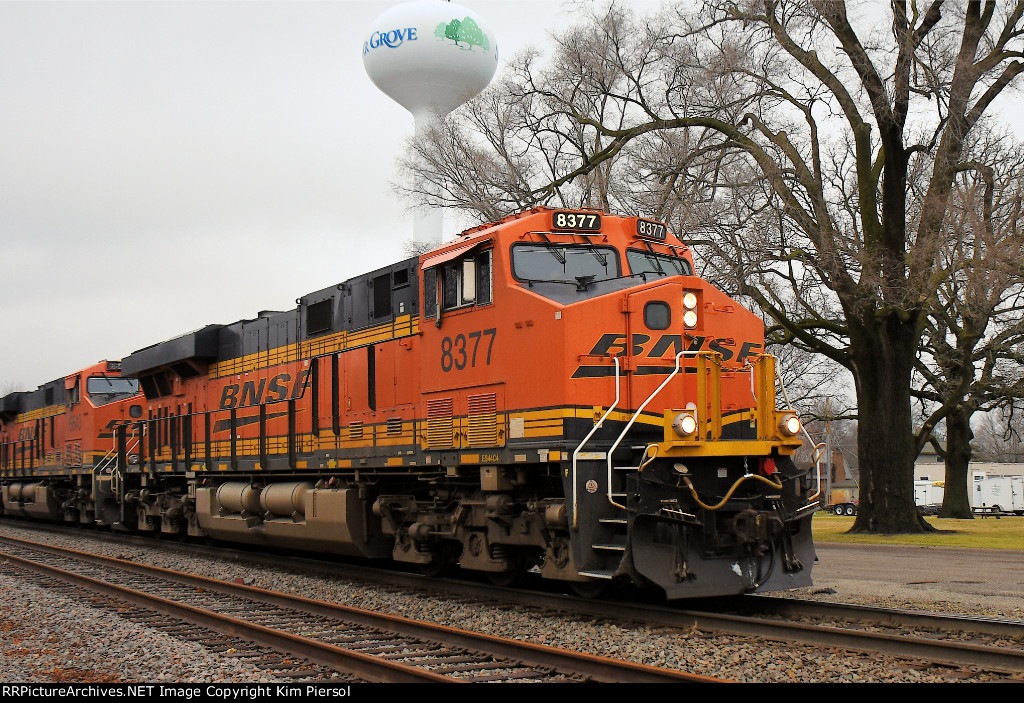 BNSF 8377